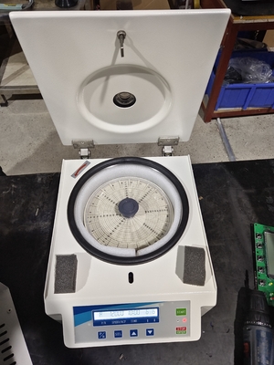 Un buen precio. Centrifugadora capilar del laboratorio de la máquina de la centrifugadora de la sangre de TG12M TG12 en línea