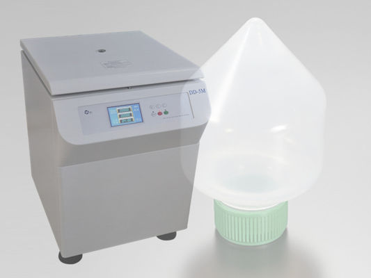 Un buen precio. la anchura 10 Decel Rate Blood Bank Refrigerated Centrifuge de 550m m balancea hacia fuera el rotor 110V en línea